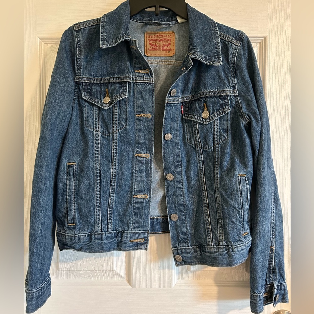Levi’s Denim Jacket Size M
